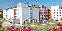 Das Pflegeheim Meerane – Haus Ost in der Frontalansicht