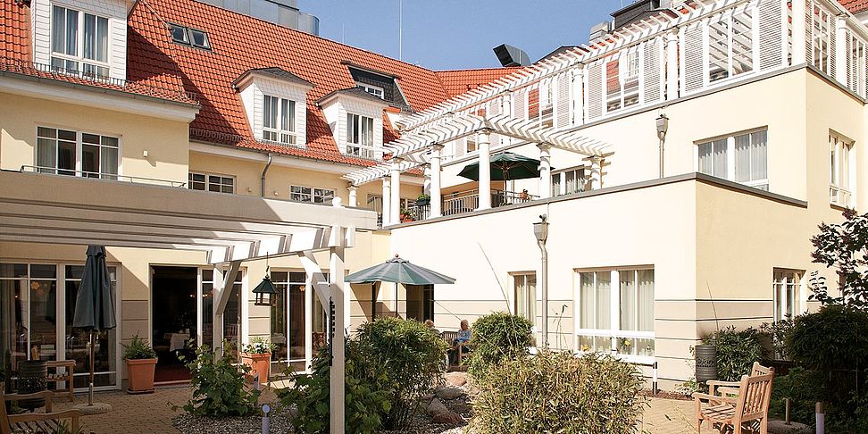 Der schoene Innenhof im Seniorenheim Reinbek