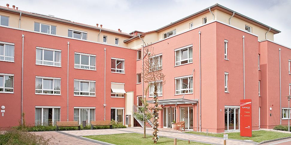 Das Pflegeheim Aurich in der Frontalansicht