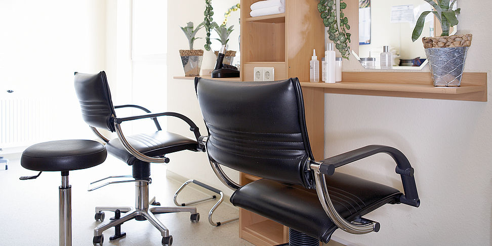 Hauseigener Friseursalon im Pflegeheim Alzey