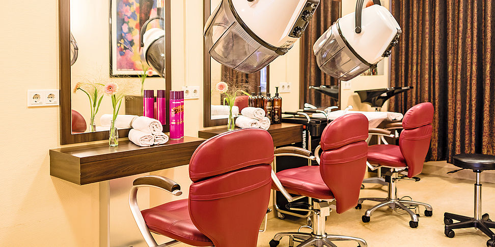 Der Friseursalon gehört zur Ausstattung im Pflegheim Au