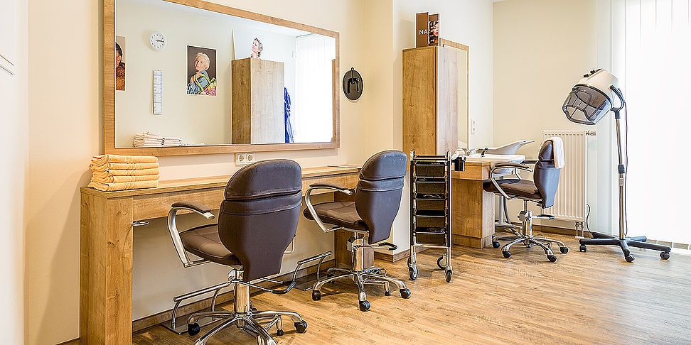 Der hauseigene Friseursalon im Pflegeheim Straelen.