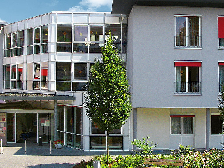 Das Pflegeheim Siegen in der Frontalansicht
