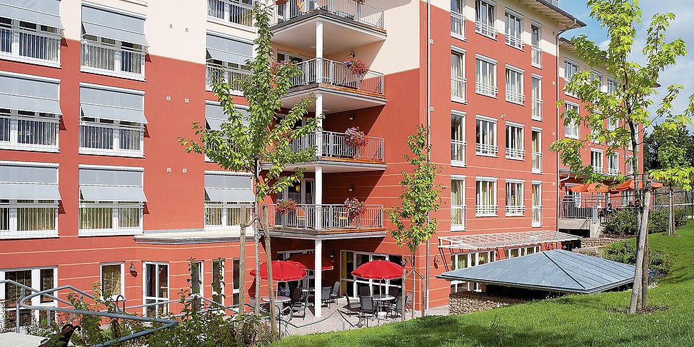 Das Pflegeheim Lappersdorf in der Frontalansicht