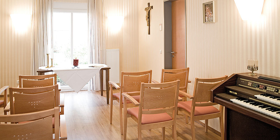 Das Altenheim Vaihingen hat einen hauseigenen Andachtsraum.