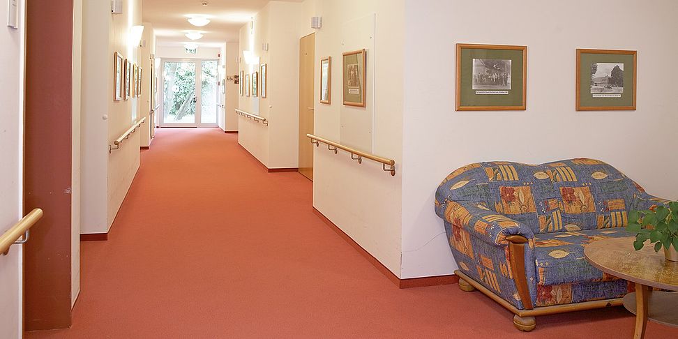 Schoene Flure im Pflegeheim Rastow Haus Achterfeld