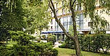 Das Pflegeheim Berlin Lichtenberg lädt ein zum Spaziergang im Gartenanlage